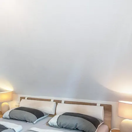 Perle Von 1 Apartman